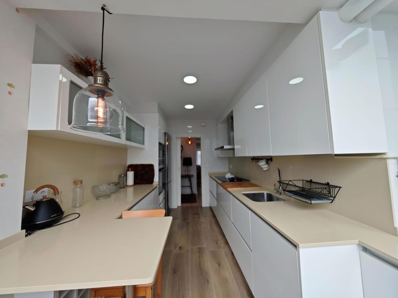 Tomas Paredes, Vigo, 3 Habitaciones Buitenkant foto