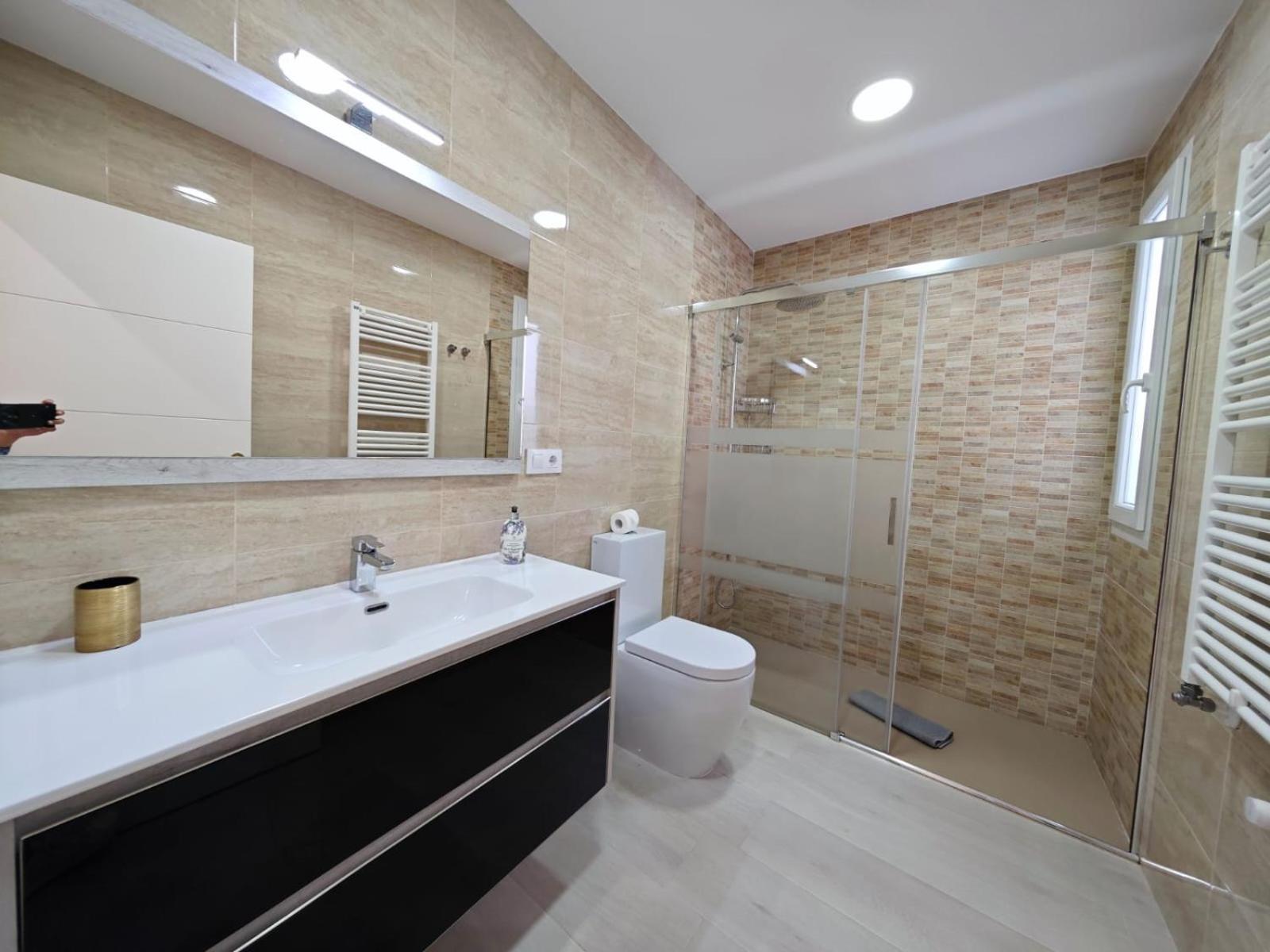 Tomas Paredes, Vigo, 3 Habitaciones Buitenkant foto