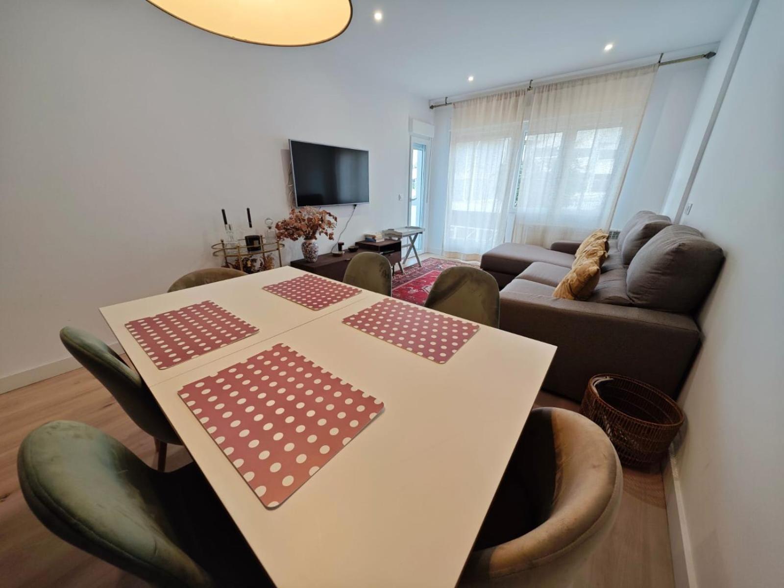 Tomas Paredes, Vigo, 3 Habitaciones Buitenkant foto