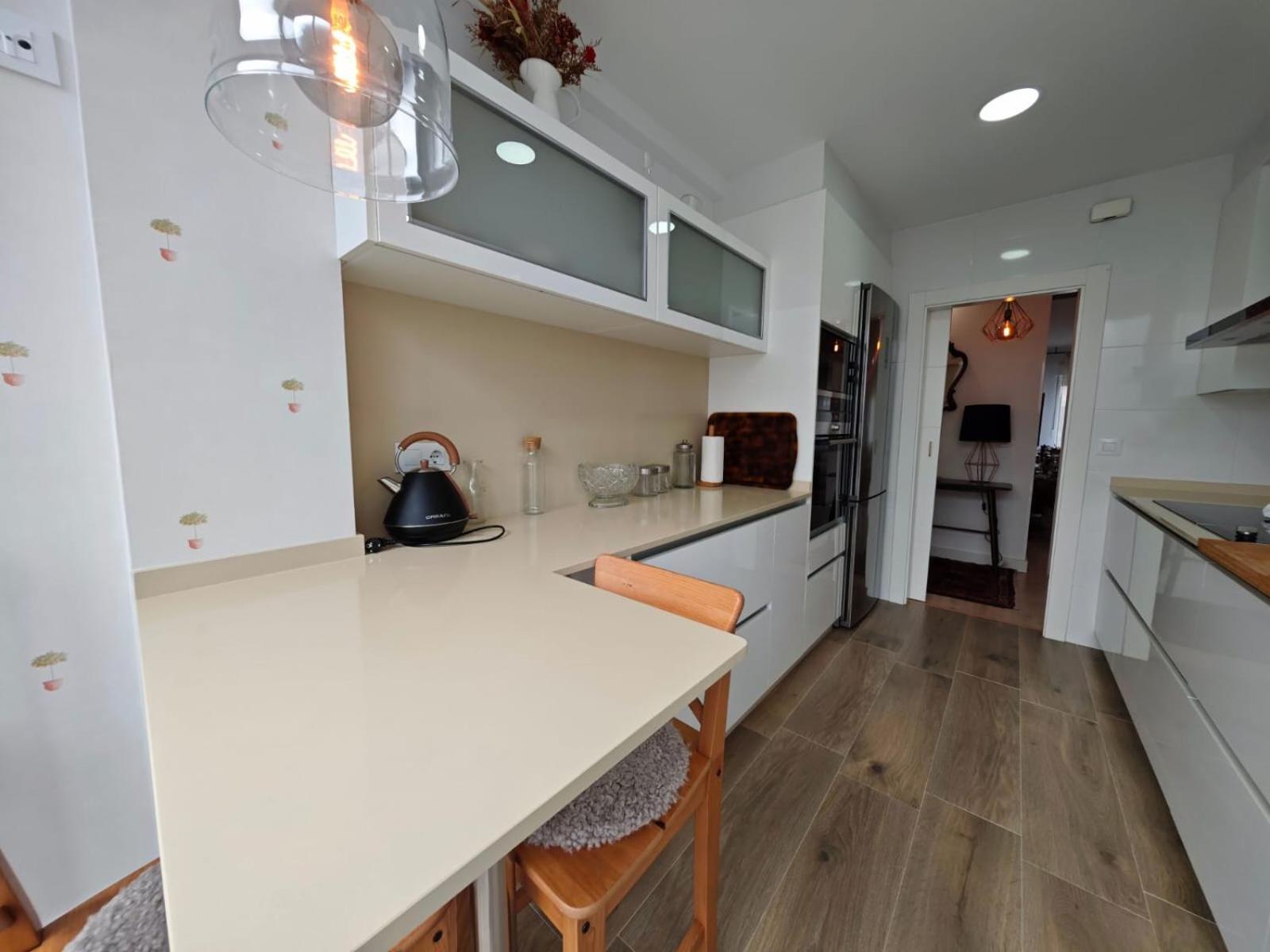 Tomas Paredes, Vigo, 3 Habitaciones Buitenkant foto